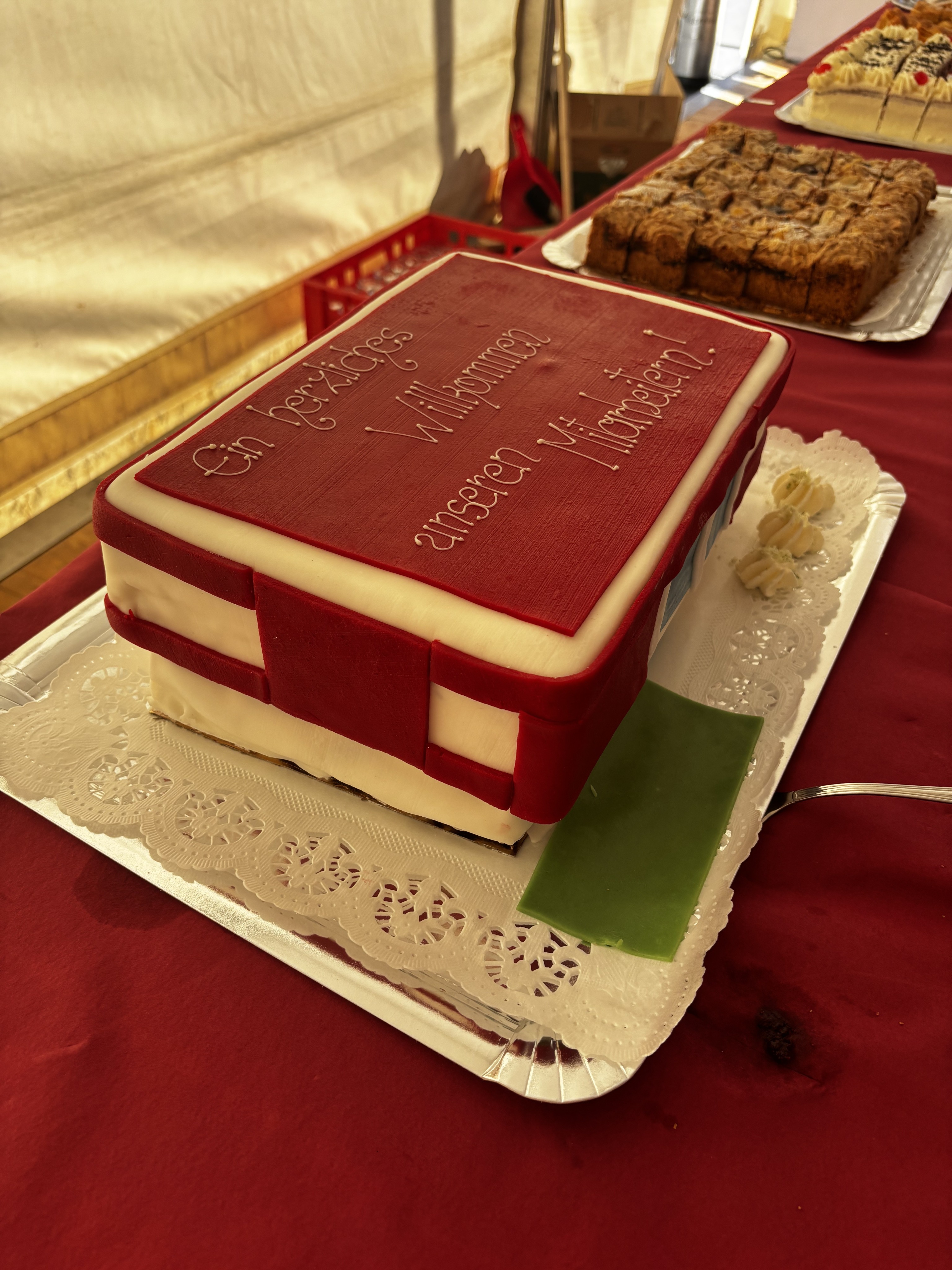 2Kuchenbuffet-2mb.jpg